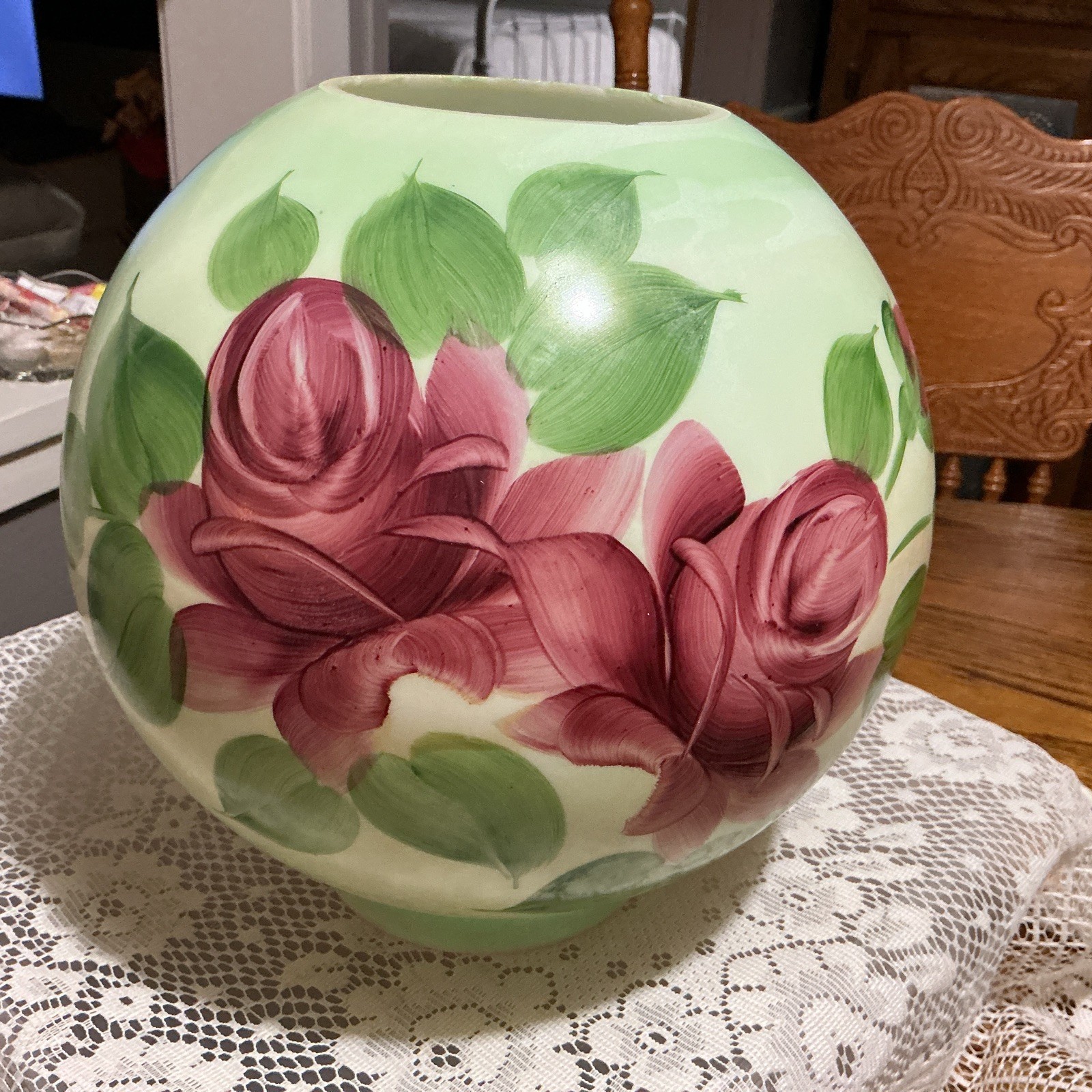 VTG Victorian Hand-Painted Glass Ball Gone with the Wind Lamp Globe Roses Issues