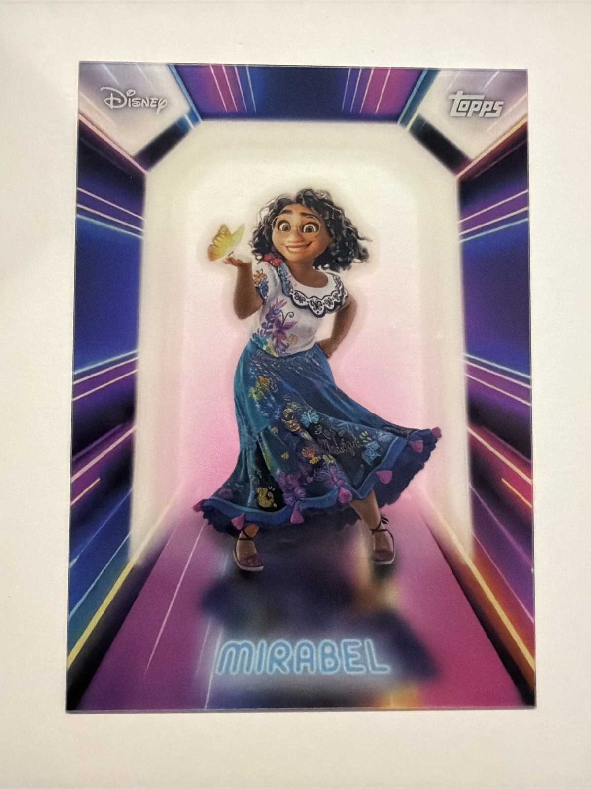 Mirabel 2026 Topps Disney Neon Illuminated Neon Lights #NPL-16 Acetate