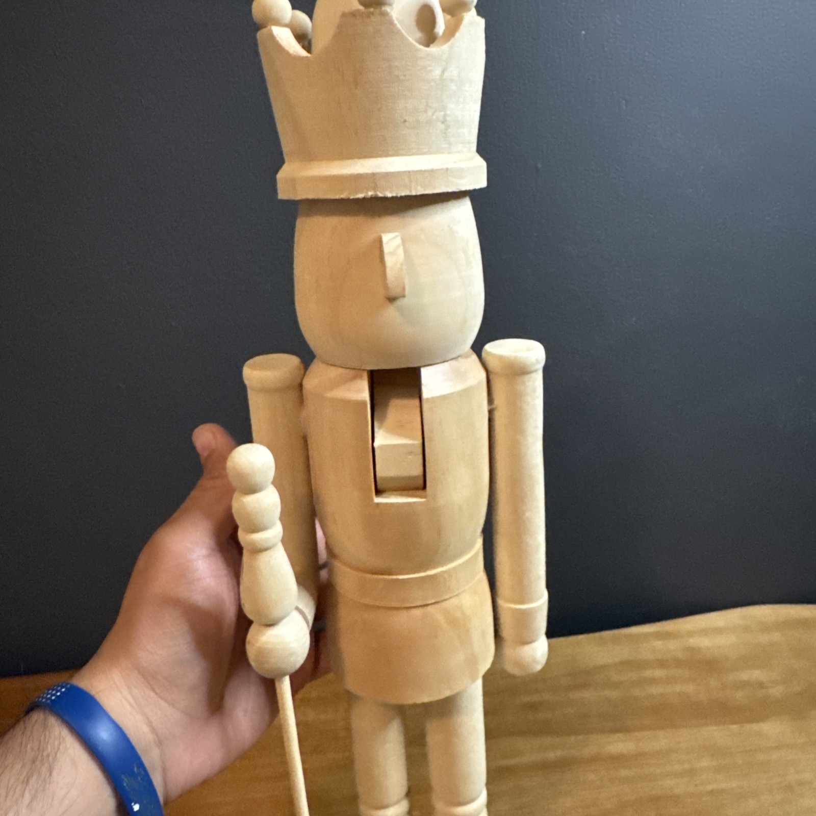 Nutcracker – King With Tree – Pinewood Unfinished / DIY Craft – 24″-