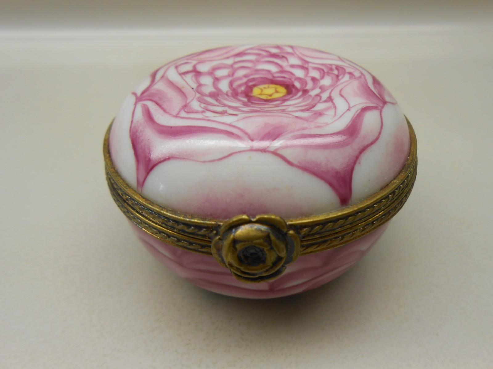 Authentic Limoges Box France – Rose Flower – Royal Albert Museum – Rochard Co.