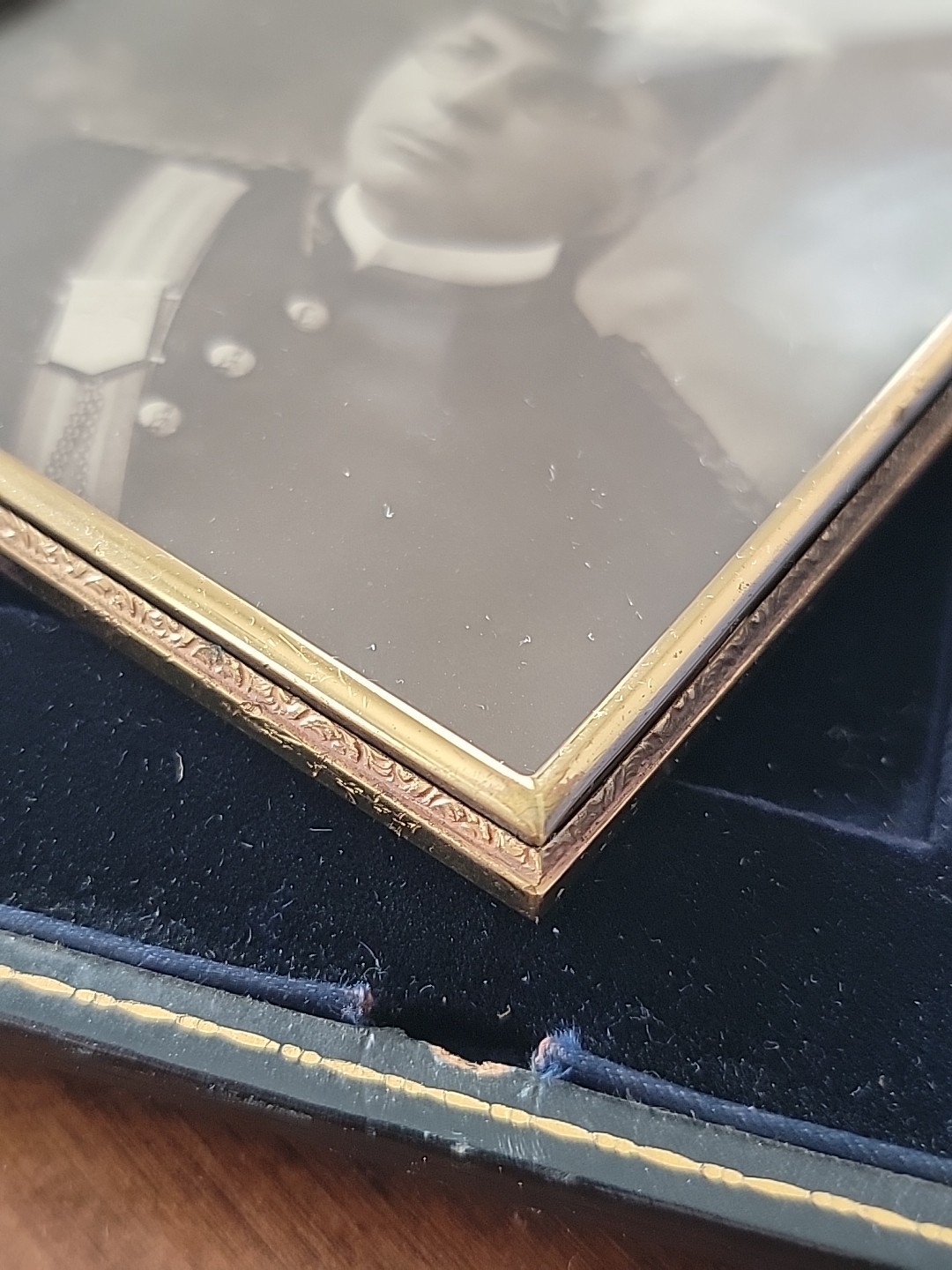 Antique Solid Brass Picture Frame Velvet Lined Easel Leather Case Display