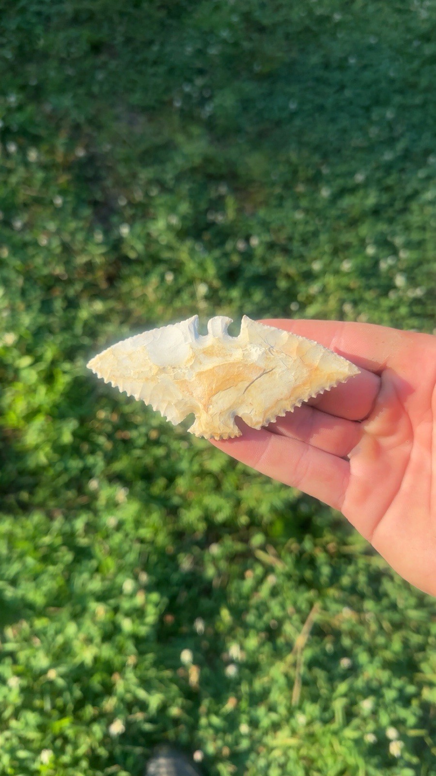 Modern Hand Made Eagle Arrowhead. 4 1/4 Inches Long