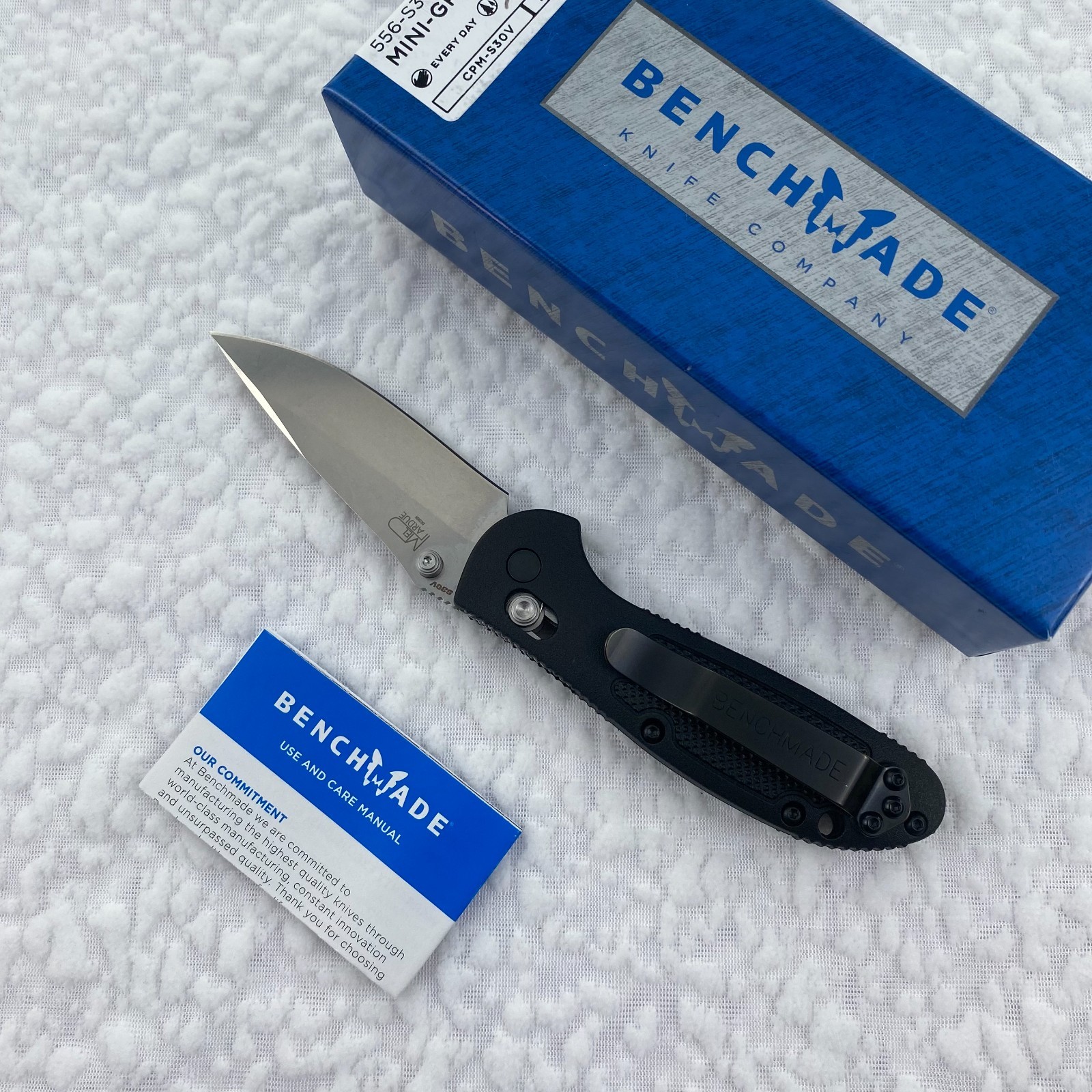 Benchmade 556 Mini Griptilian Folding Knife CPM-S30V Blade Black Grivory Handle