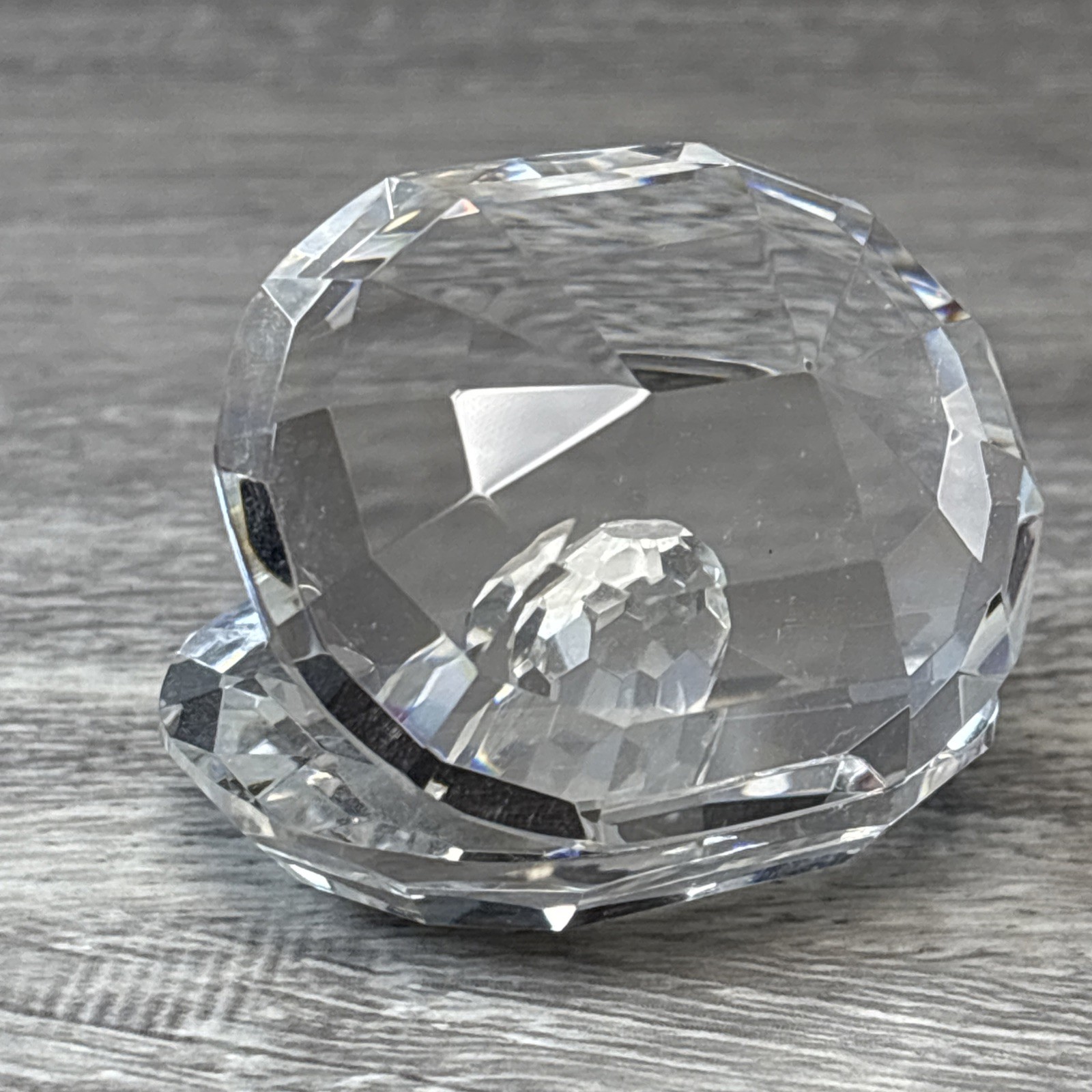 Swarovski Crystal Clam Shell with Crystal Pearl 1.5″x 2″ Small Vintage Decor