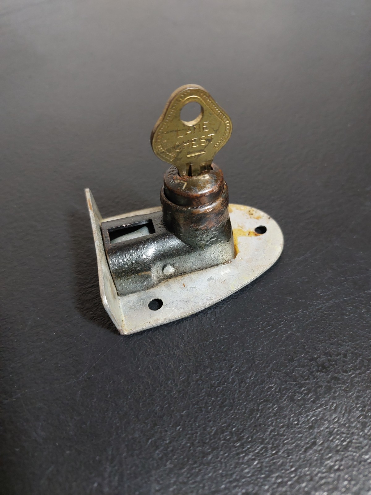 Lane Chest Locking Mechanism w/ Key