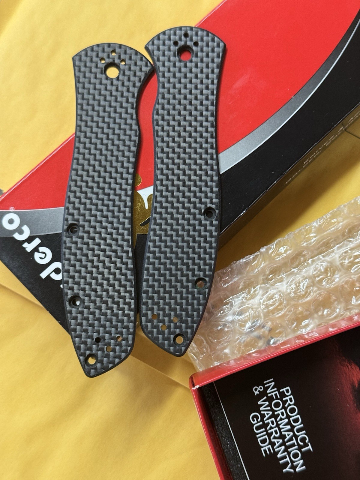 Spyderco Bradley Folder 2 Liner Lock Carbon Fiber M4 Steel C134CFP2 custom hand