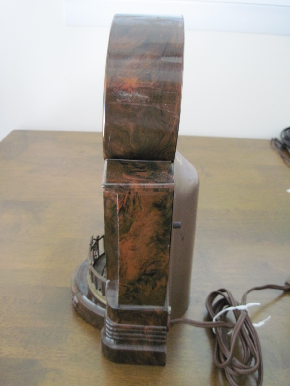 Vintage Mastercrafters “Fireplace” Clock Model 272 Lighted Motion Lamp – Working