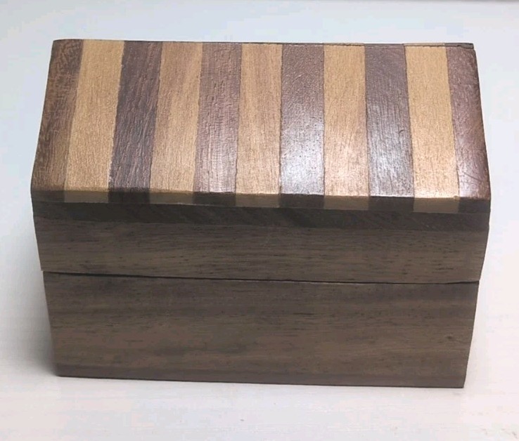 Archana Handcrafted Wooden 3″ Nesting Box S34