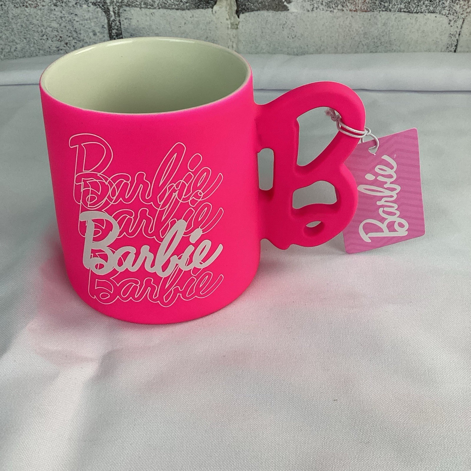 Mattel Official BARBIE Pink Ceramic Coffee Mug Barbie Logo Shadow B Handle 21oz