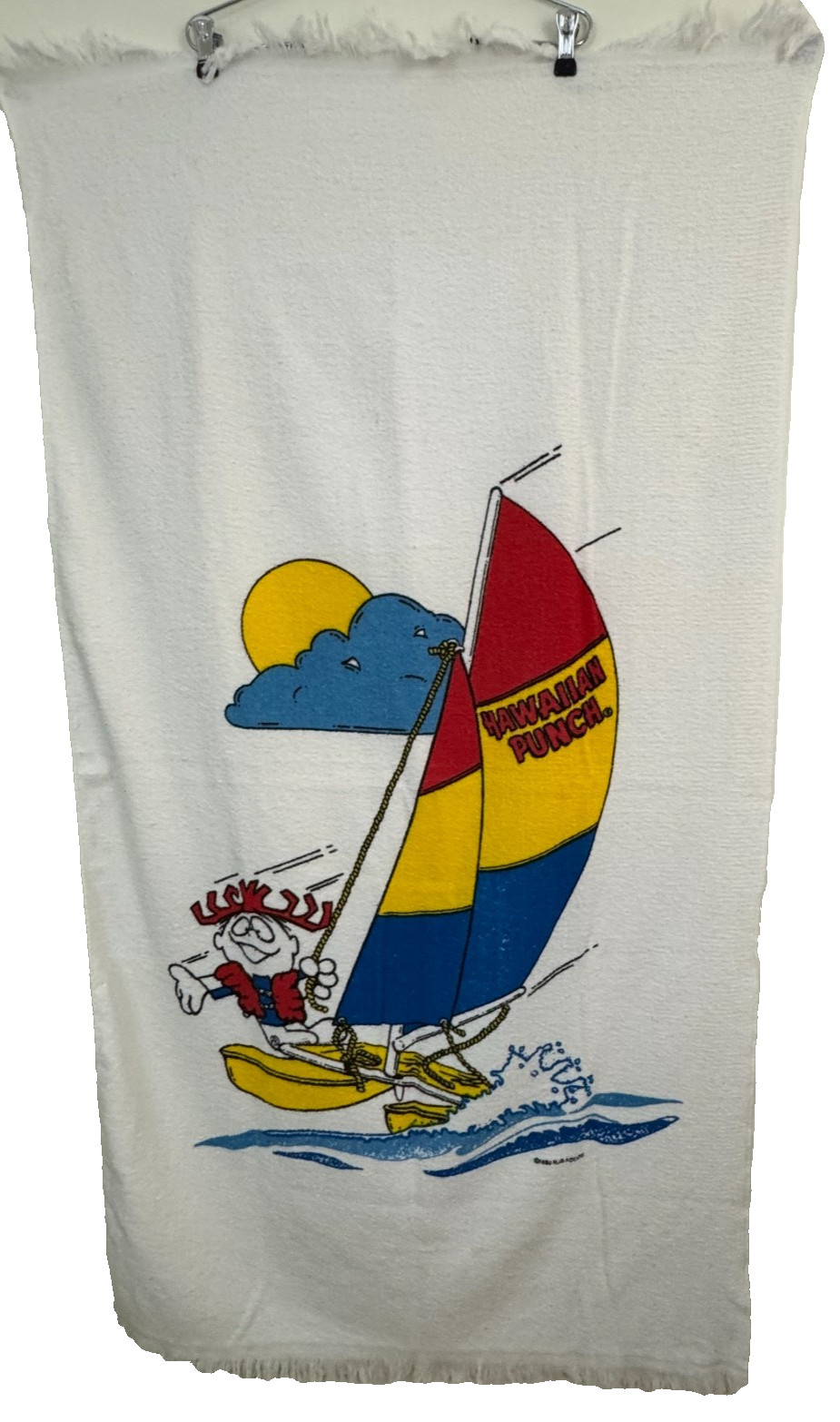 HAWAIIAN PUNCH Vintage Beach TOWEL Punchy Sailing on Catamaran