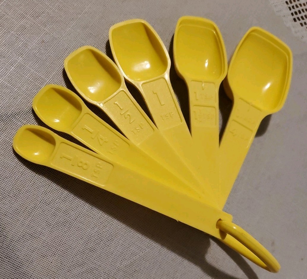 VTG Tupperware D Style Measuring Spoons Yellow Set 6 Dual Measure 1272 4 Tsp