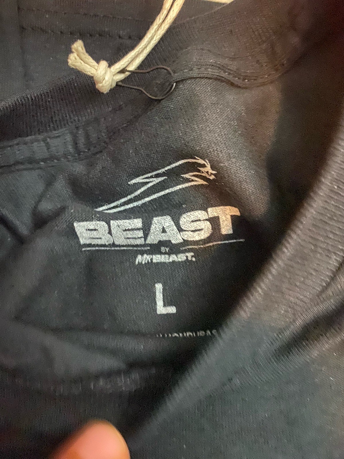 Mr. Beast Lab SDCC 2025 Exclusive bundle: 1 Large T-shirt, & 1 Swarms Figure