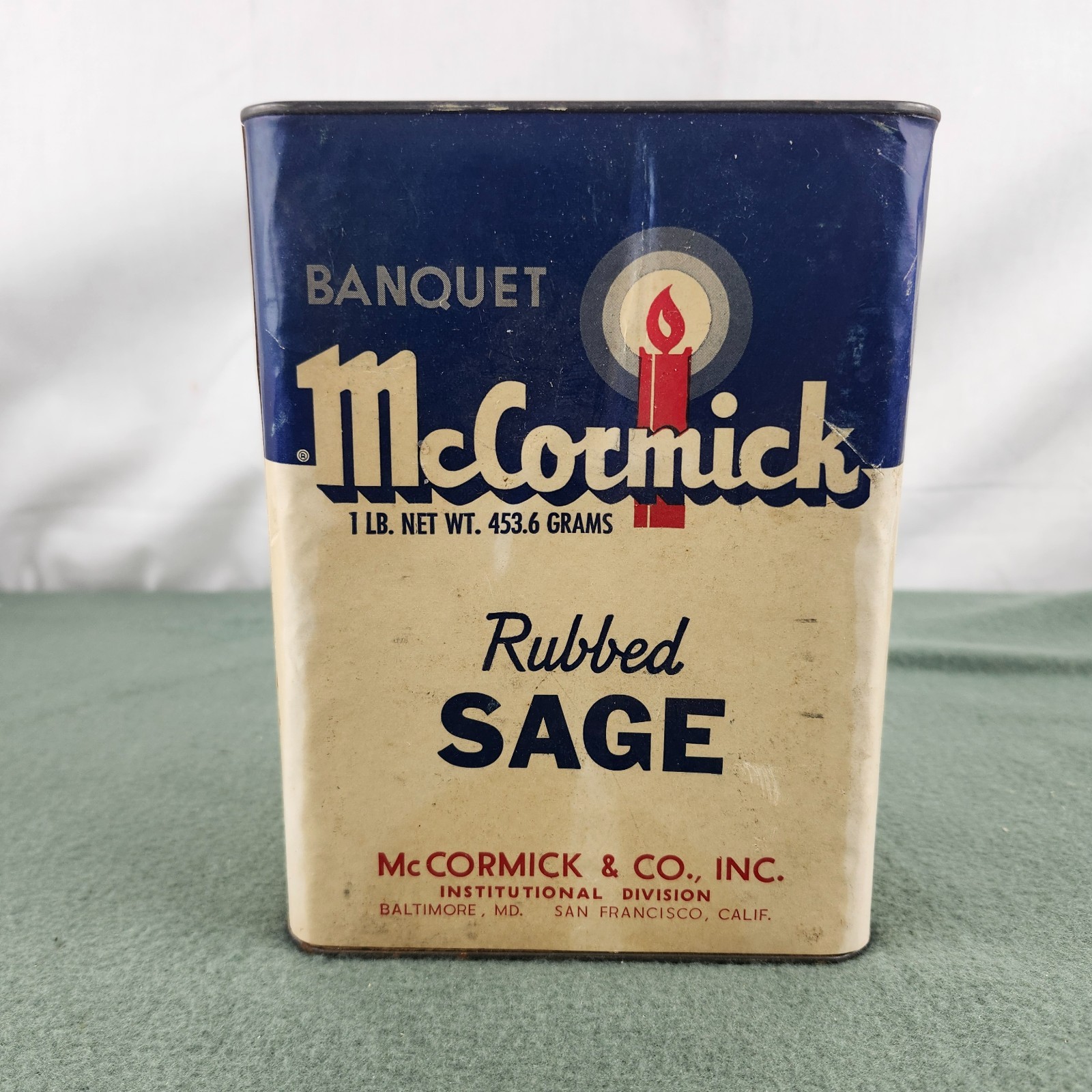 VTG 1 Lb Tin McCormick Banquet Schilling Rubbed Sage Spice tin As seen