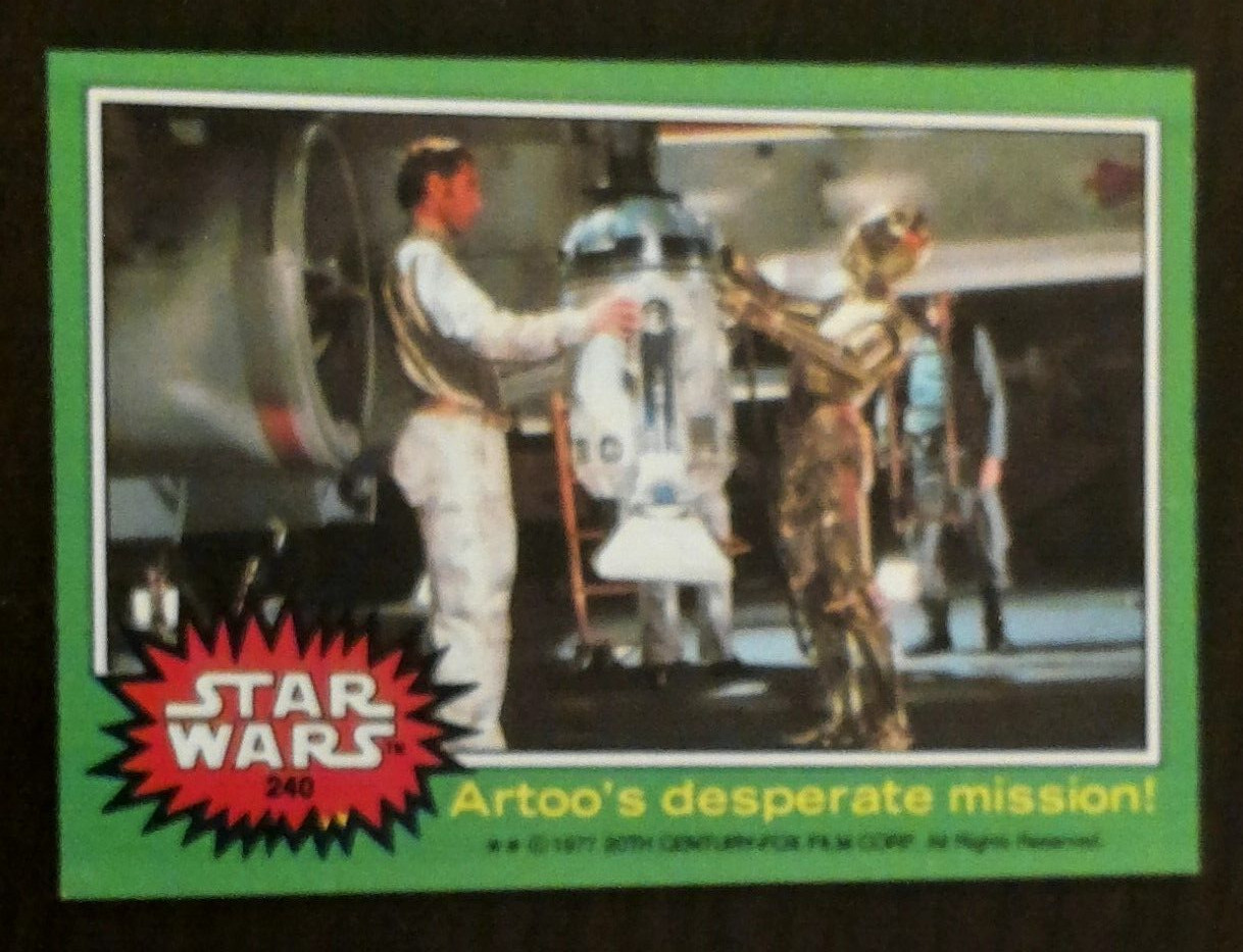 1977 Topps Star Wars 4 Green #240 Artoo’s desperate mission!