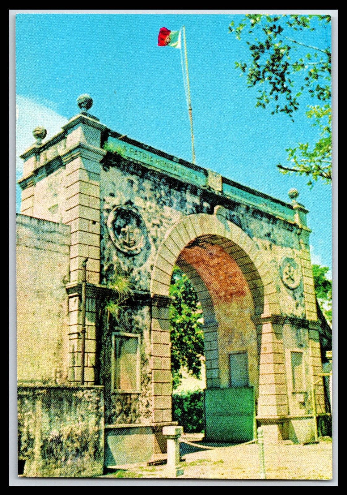 1970s Macau Portas Cerco Border Gate Portuguese Colonial China Mainland Postcard