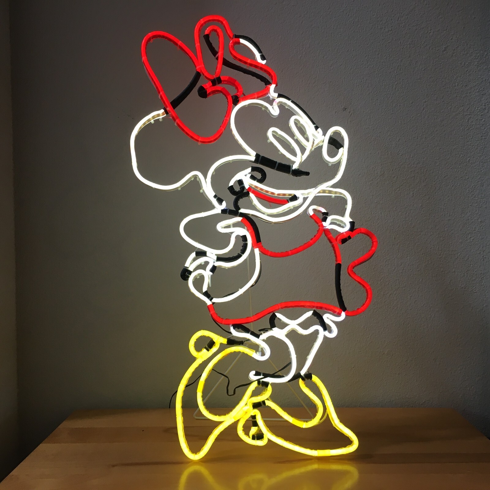 Disney Retro Minnie LED Yard Sign Vintage Design LightGlo Lawn Neon
