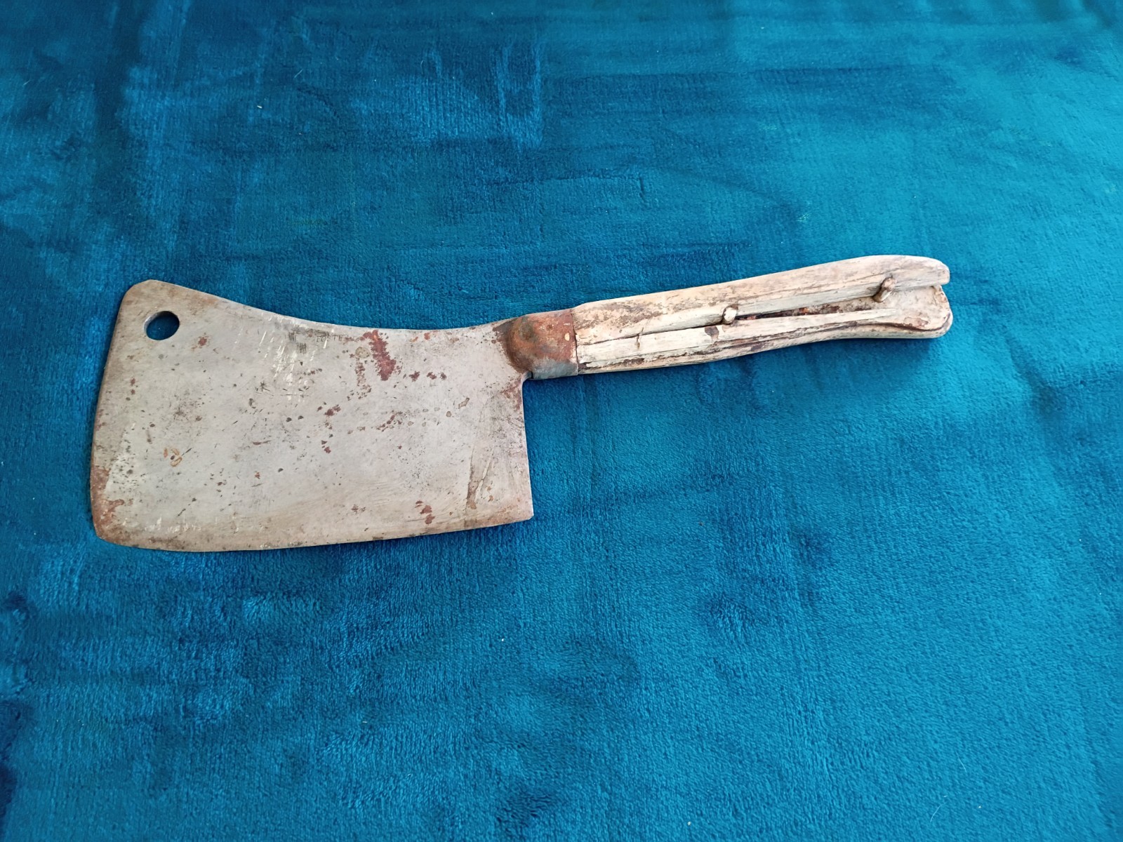 Antique Foster Bros. Meat Cleaver #8 Full Tang 16.25″ Total.