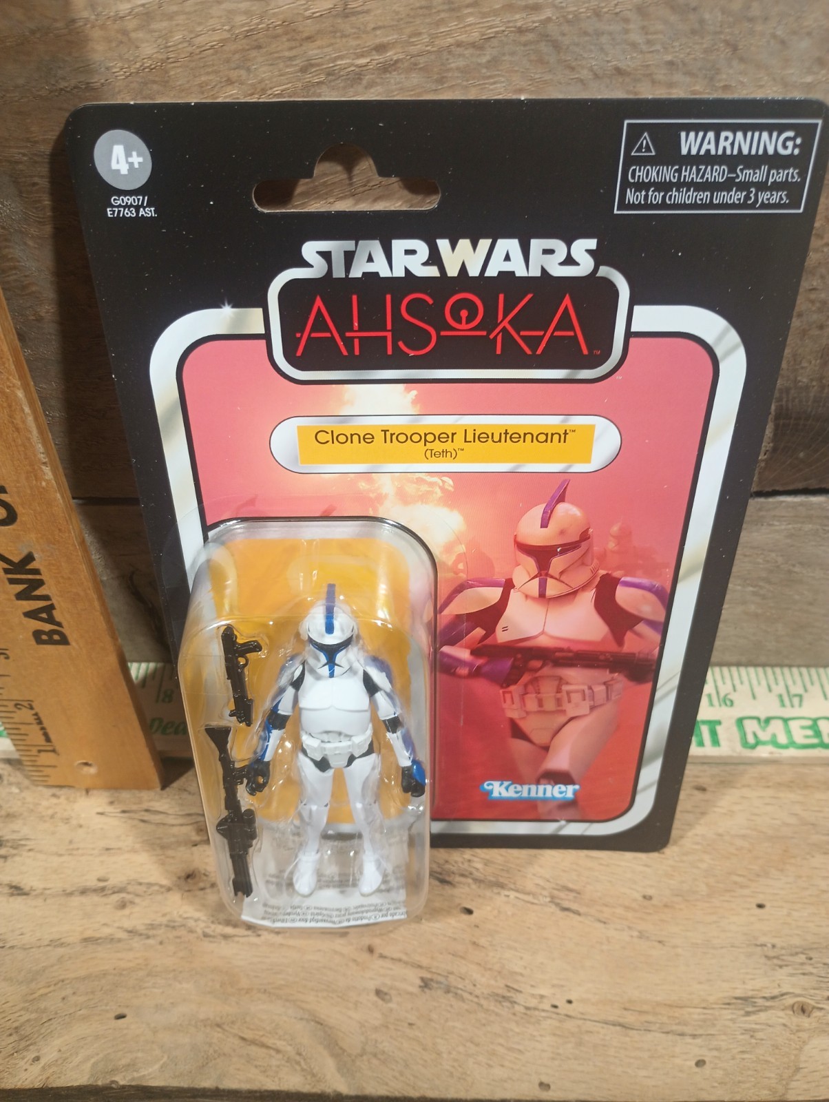 Star Wars The Vintage Collection Clone Trooper Lieutenant (Teth) Action Figure