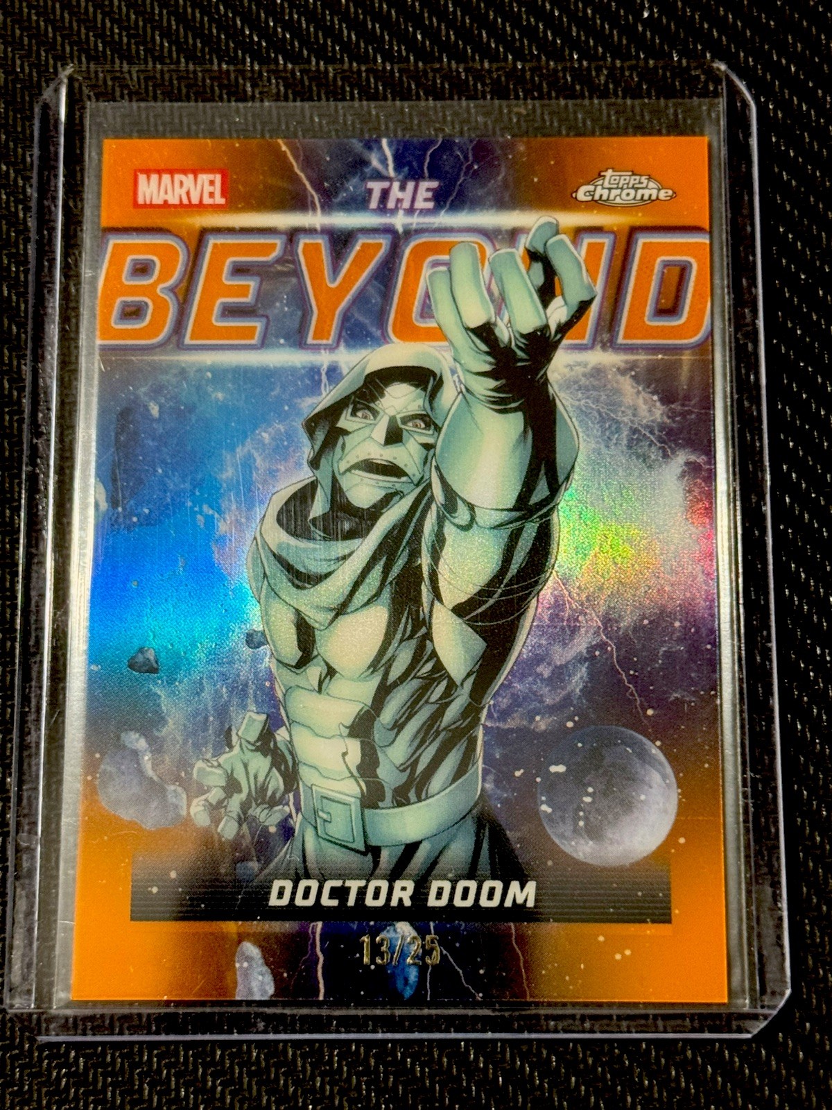 2026 Topps Chrome Marvel – The Beyond – Doctor Doom Refractor /25 SSP