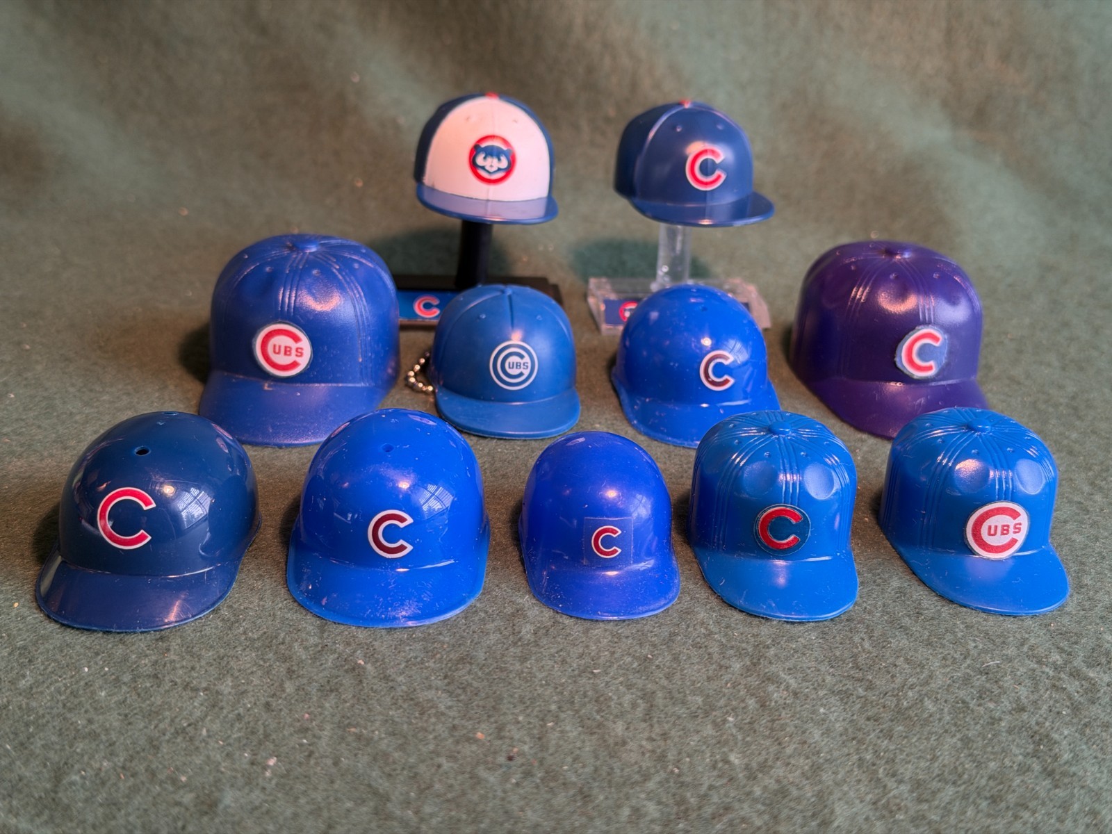 (11) Chicago CUBS Gumball Mini Helmets Hats Caps Leaf OPI Rawlings Laich Lids