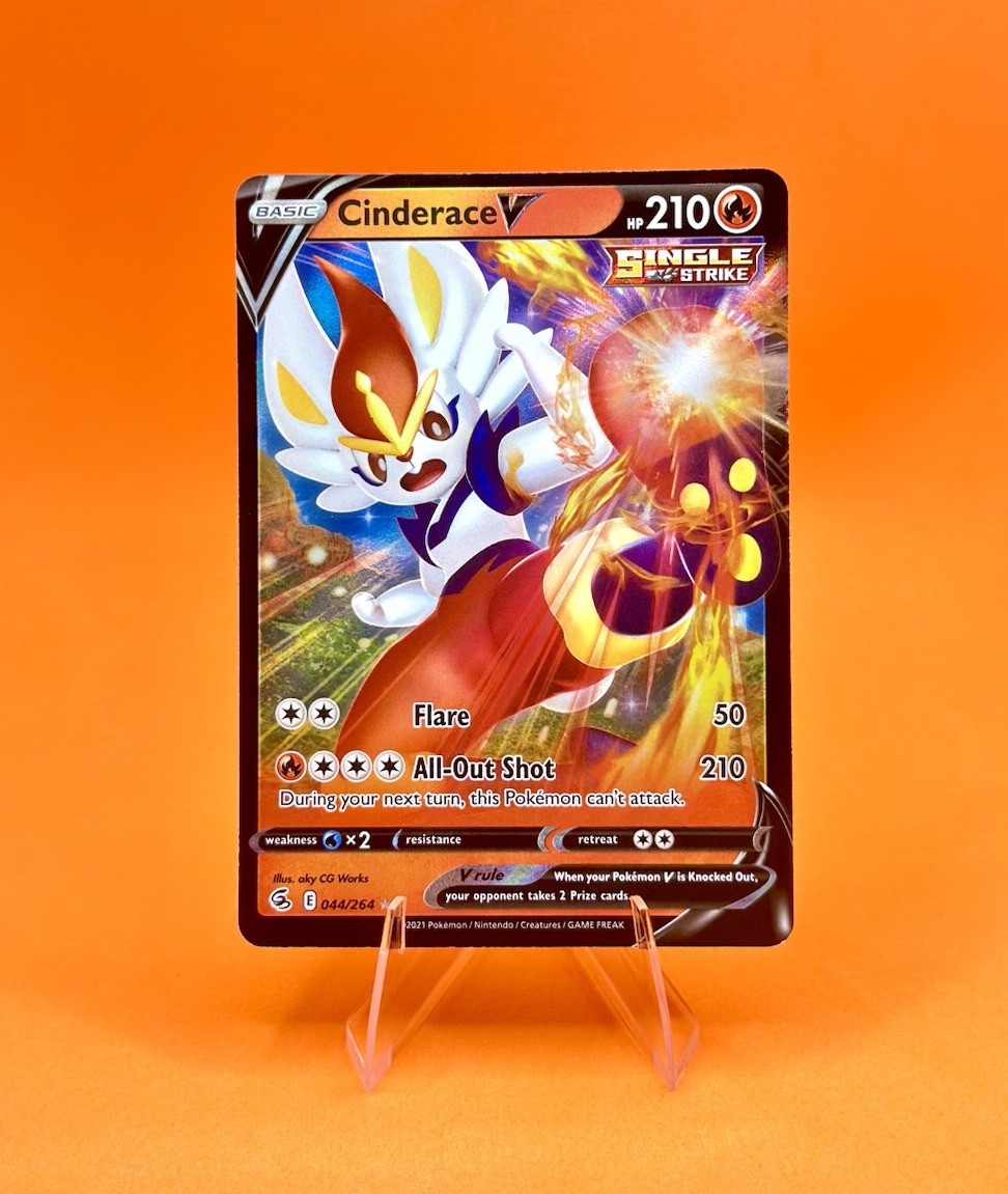 Cinderace V 044/264 Fusion Strike Ultra Rare Pokemon Card NM