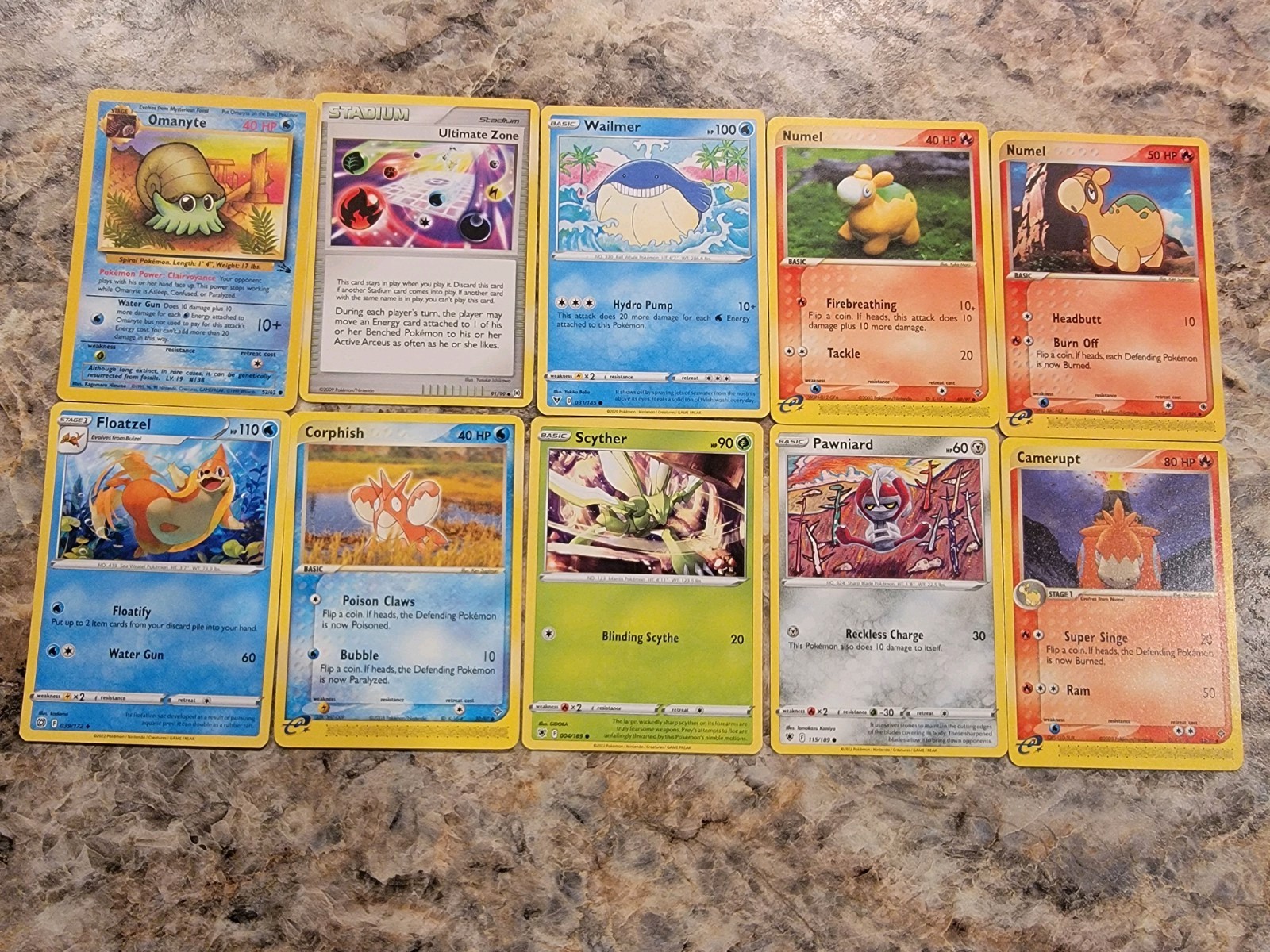 10 Card Pokémon Lot